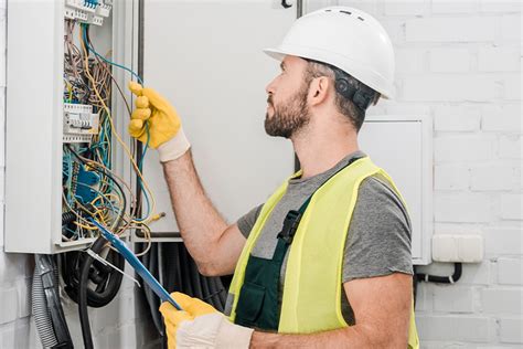 Job: Electrician .